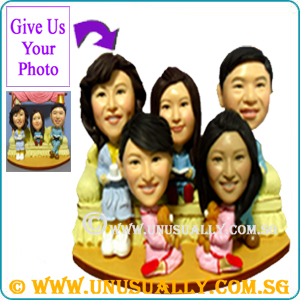 Custom 3D Family Of 5 Sweet Lovely Family  Figurines